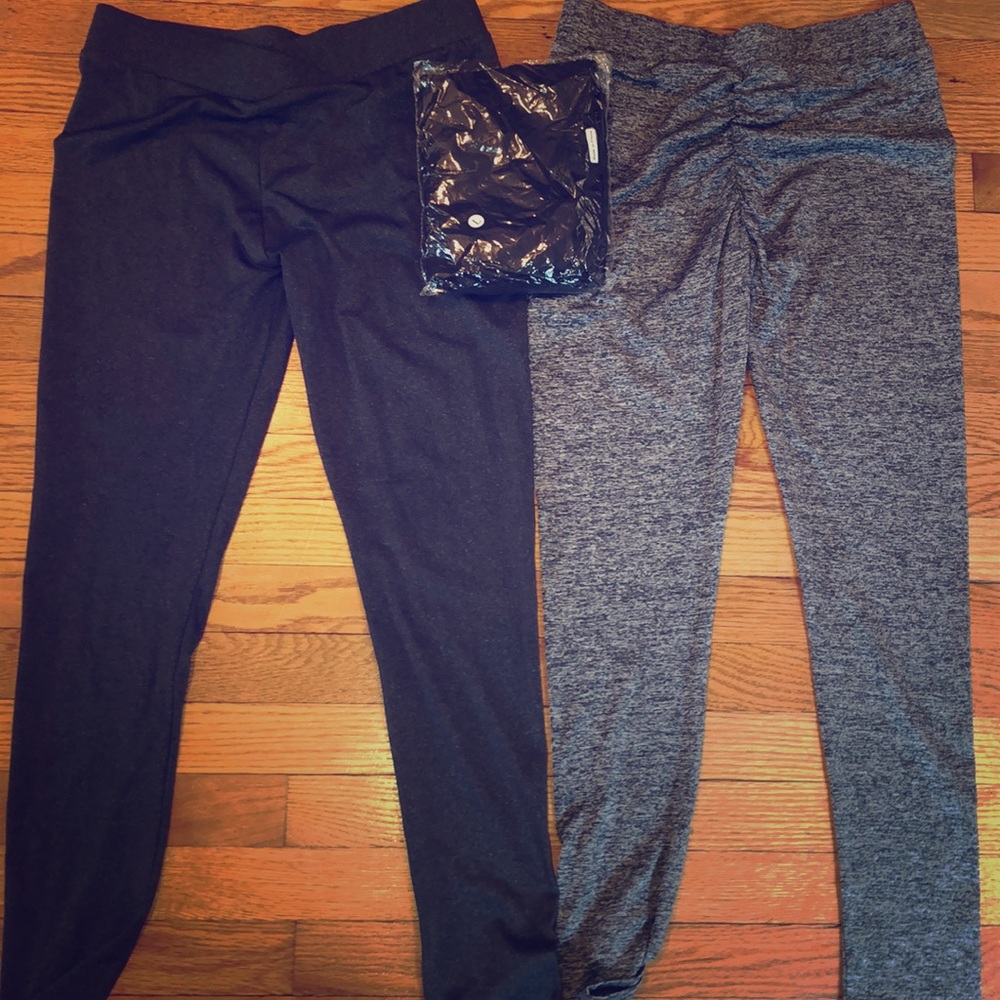 Scrunchy butt leggings (never worn) too small